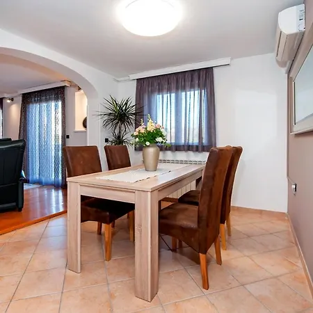 Cerin Apartment Rovinj Exterior photo