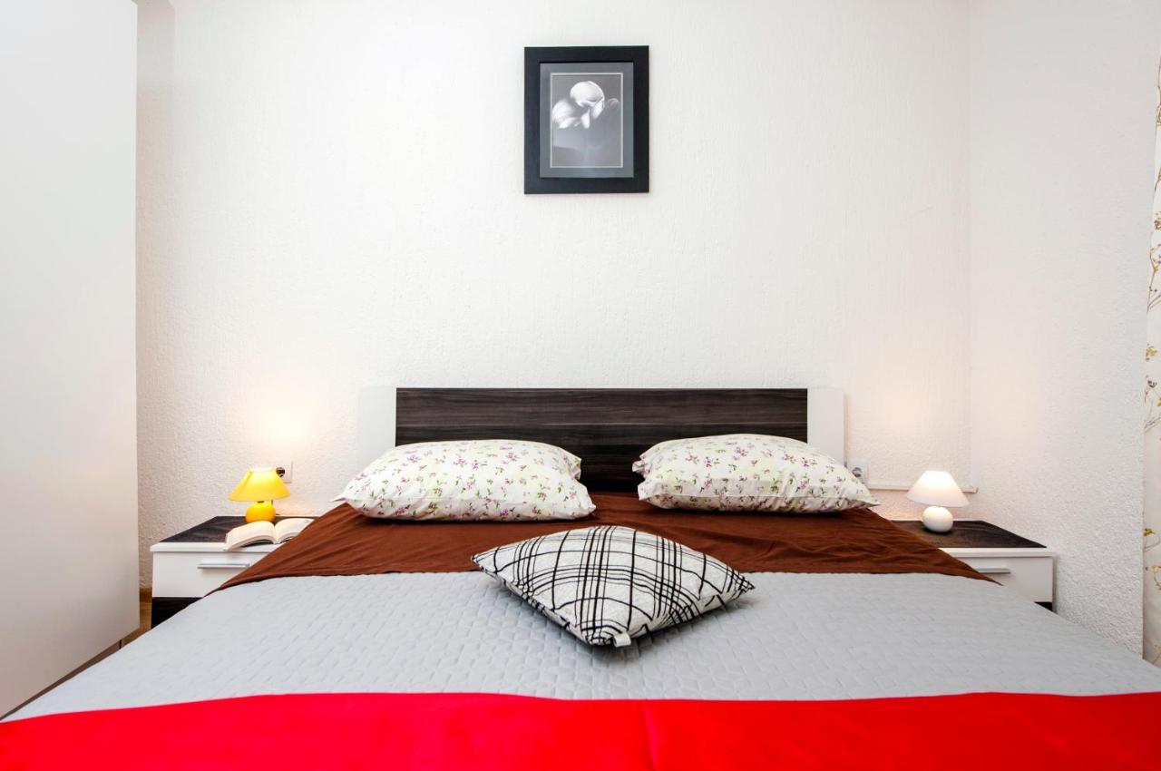 Cerin Apartman *
